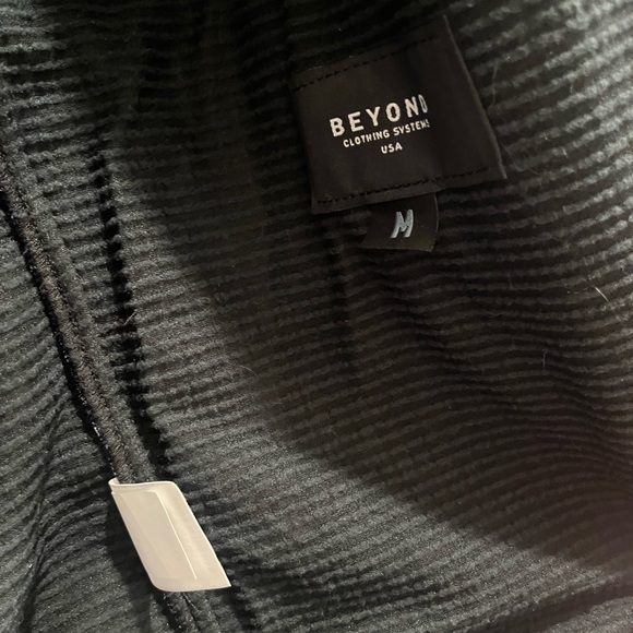 NWT Beyond Clothing Stretch Alpha Sweater Navy Blue Hooded Jacket - Picture 3 of 5